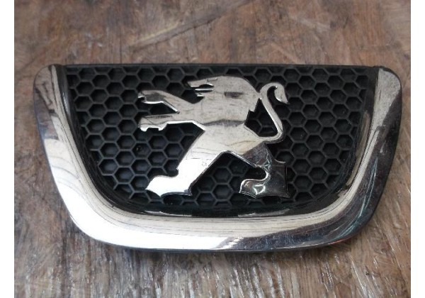 Логотип Peugeot 307, 9653466777